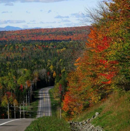 This is the view heading toward Ashland from Haystack Mountain. Haystack is a great place from which to view the fall colors. Photo by Kelly McInnis